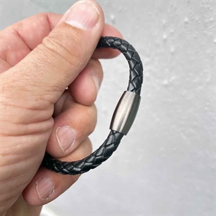 Bolo-Armband aus Leder mit Magnetschließe
