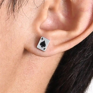 Ohrstecker für Herren aus Edelstahl geformt wie die Spielkarte Ace of Spades (wird einzeln verkauft).
