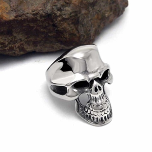 Totenkopf Biker Ring aus Stahl
