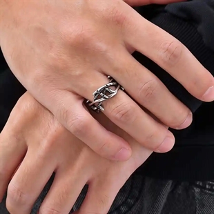 Herrenschmuck für Männer in oxidiertem Edelstahl