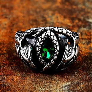 Herrenring aus Edelstahl mit grünem Stein und Schlangendesign – Emerald Serpent