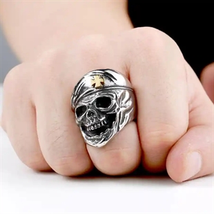 Totenkopfringe für Männer
