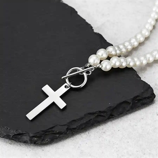 Perlenkette für Männer mit weißen Perlen und Kreuzanhänger
